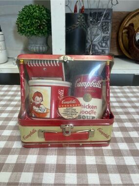 Campbells soup lunch box mug pencils memo pad advertising 1998 collectibles